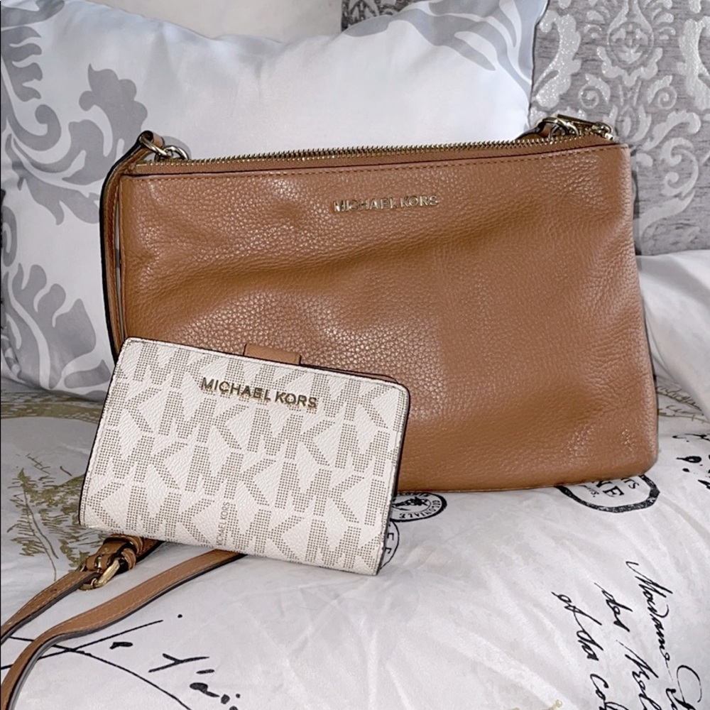 Michael Kors brown purse and wallet